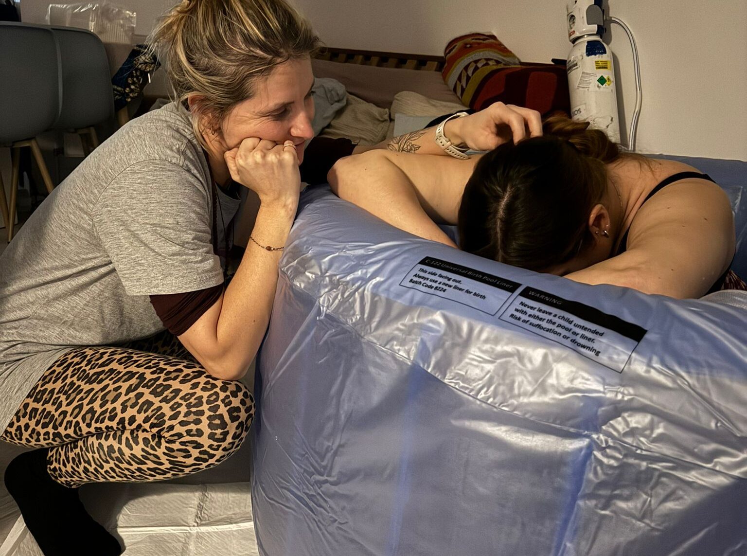 private midwife care in brighton with rise midwife V